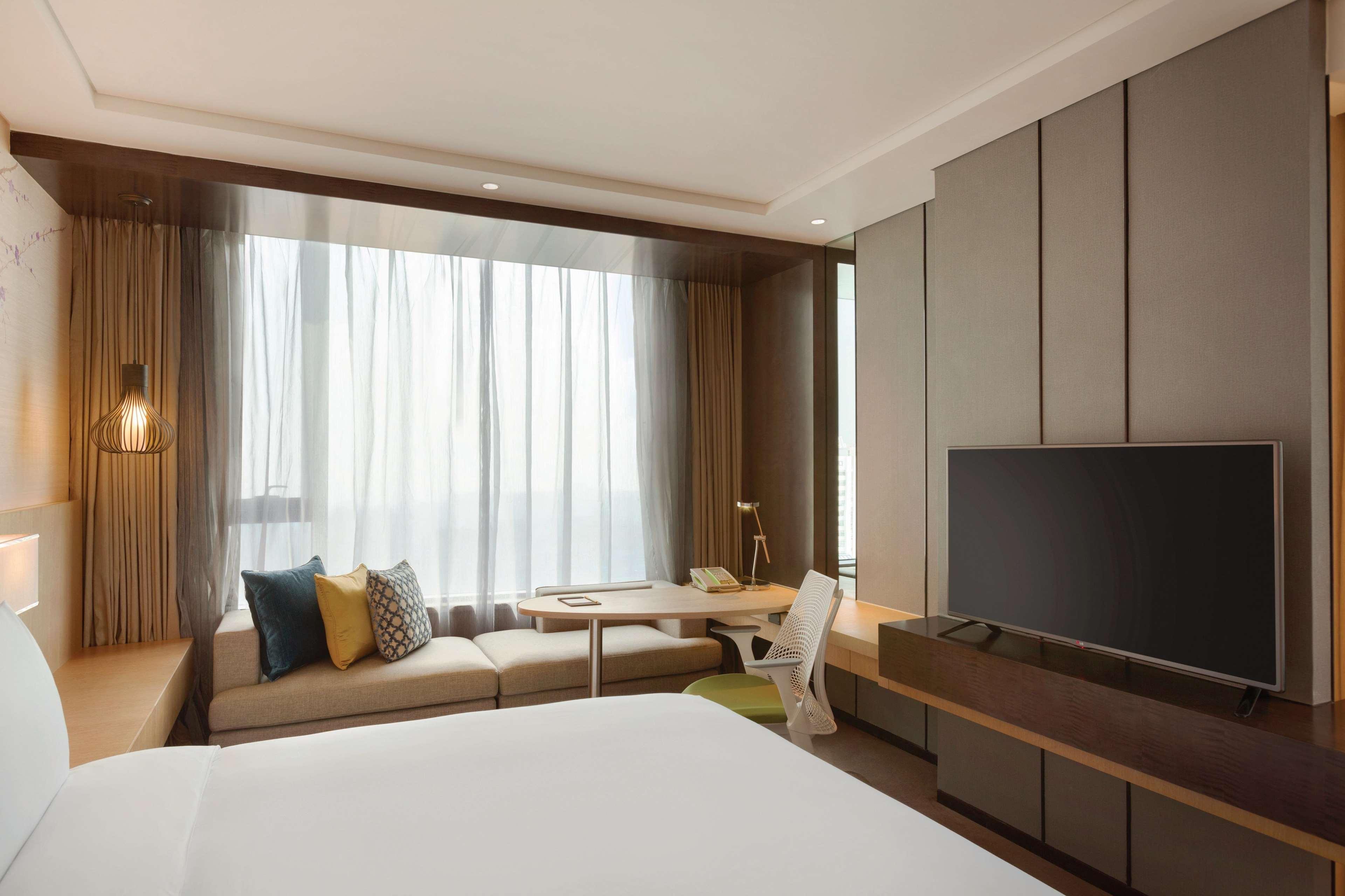 Hilton Garden Inn Dandong Exterior photo