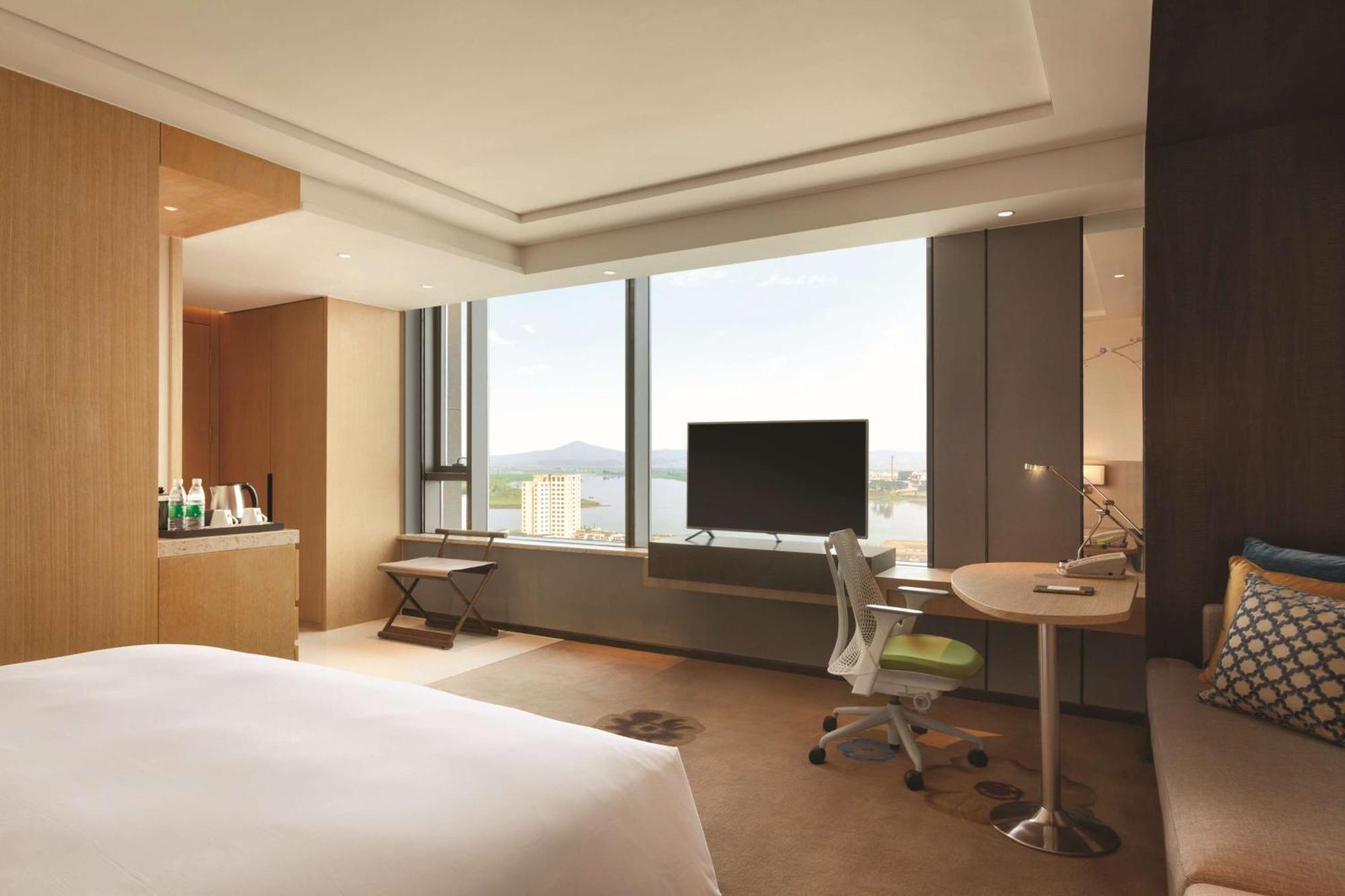 Hilton Garden Inn Dandong Exterior photo